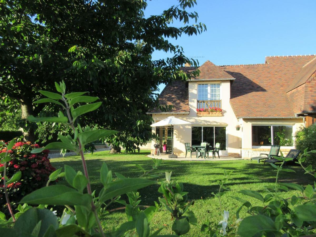Gite De La Balle De Golf Jumièges Exteriör bild